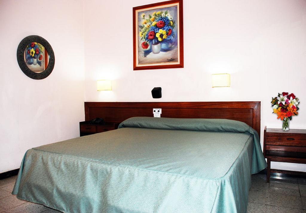 לאס פאלמס דה גראן קנאריה Hotel Olympia חדר תמונה